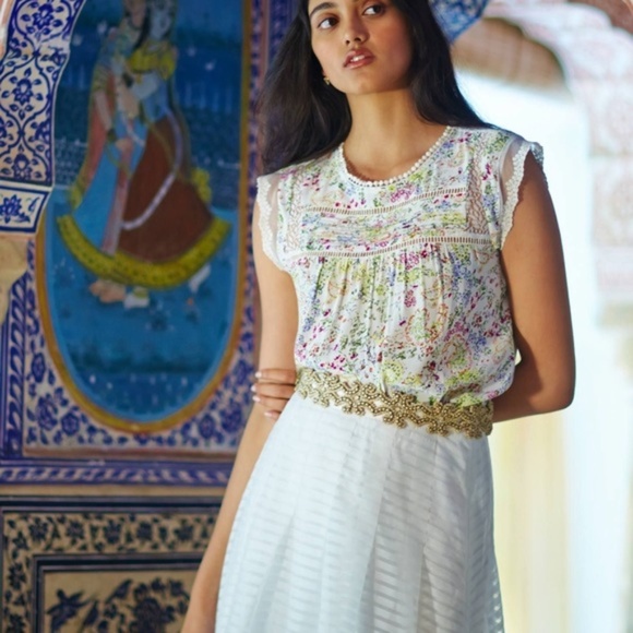 Meadow Rue Tops - Anthropologie Meadow Rue Nellore Floral Blouse Sm
